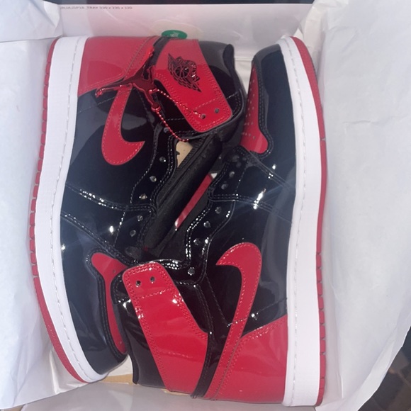 Brand new size 10 - Picture 3 of 4